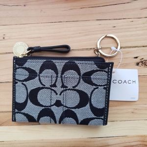 Authentic Coach mini skinny wallet NWT